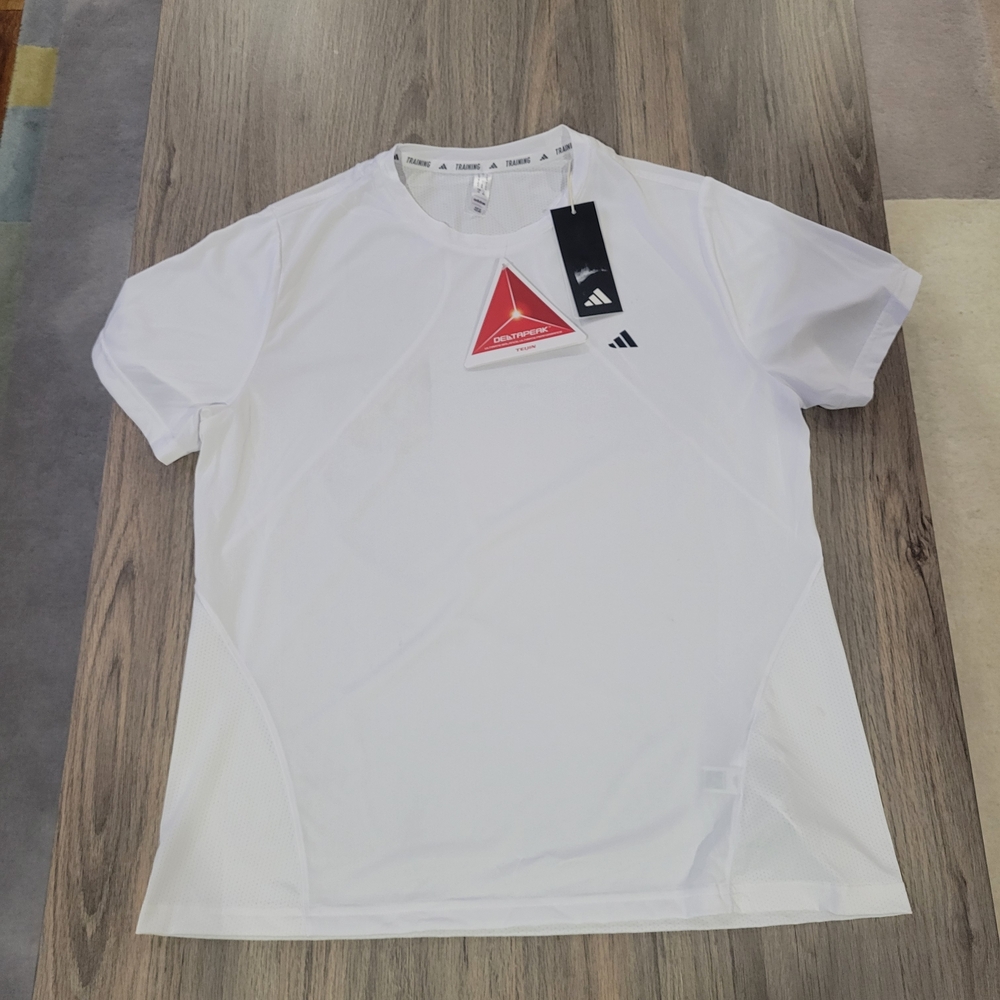 adidas Womens White D4t Performance Short Sleeve Tee. Large